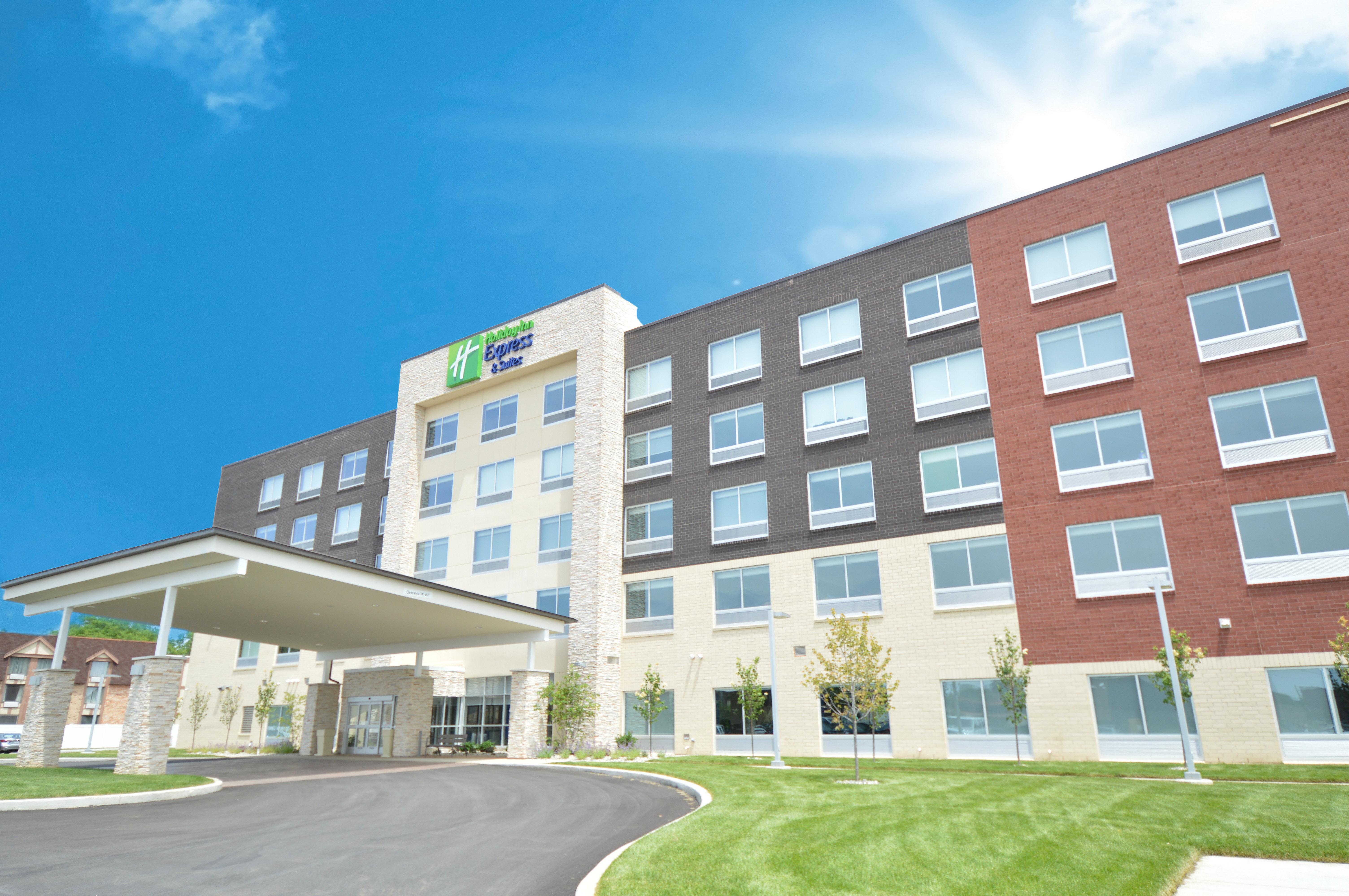 Holiday Inn Express & Suites Toledo West By Ihg Экстерьер фото