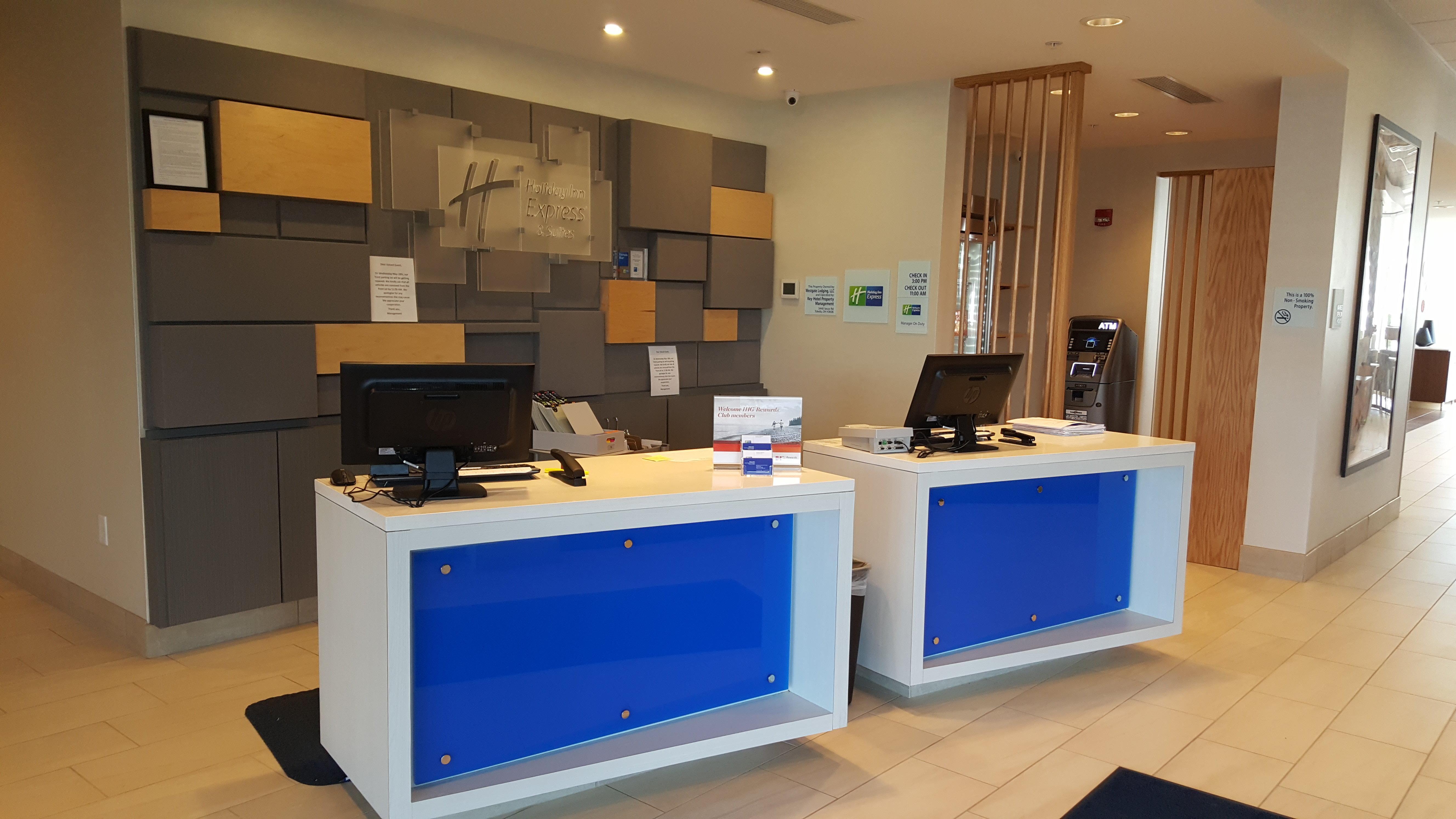 Holiday Inn Express & Suites Toledo West By Ihg Экстерьер фото
